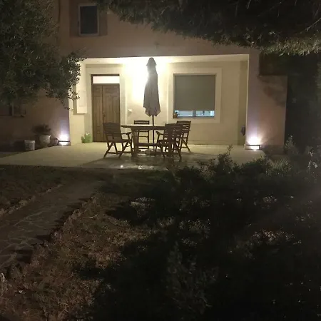 Holiday home Villetta Tony *